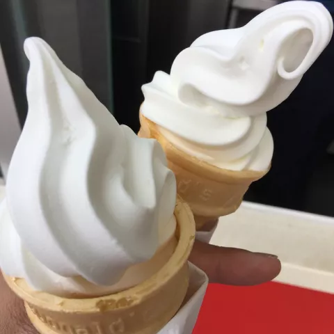 Lody włoskie z automatu