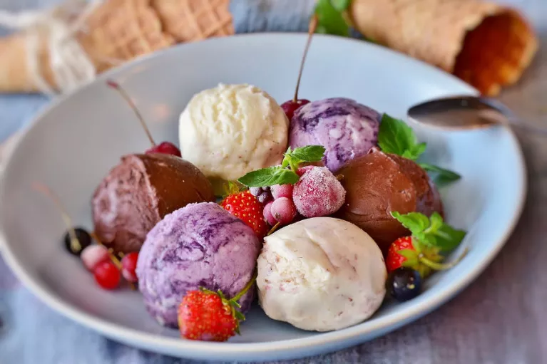 Gałka loda w wafelku czy w pucharku?